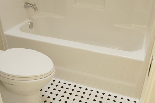 Fiberglass Tub Replacement in Springboro